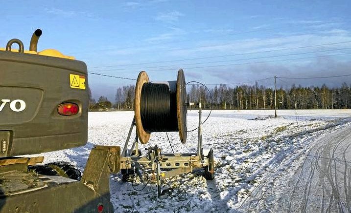 Iin kunta on toiminut aktiivisesti saadakseen valokuidun kaikille asukkailleen. (Arkisto: Esa Paldanius)