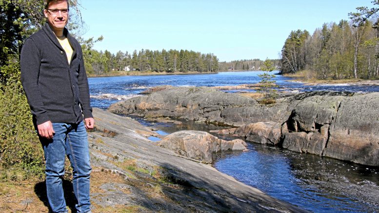 Kiiminkiläinen kansanedustaja Pekka Aittakumpu vaatii lapsiperheille omaa tukipakettia koronakriisistä selviytymiseen. (Arkisto: Teea Tunturi)