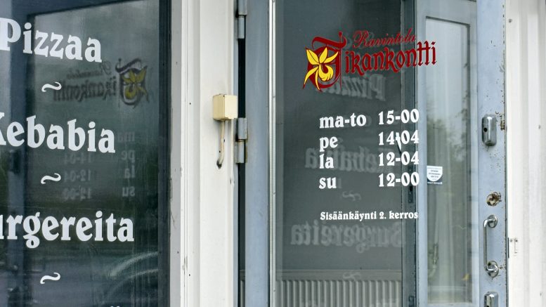 Loppuviikosta avautuva Ravintola Tikankontti sijaitsee samassa rakennuksessa Come On Fit -kuntokeskuksen kanssa.