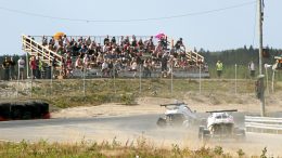 Aurinkoinen ja helteinen sää helli Power Race -vieraita lauantaina OuluZonessa.