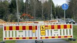 Värjäntien vesihuoltotyöt valmistuvat tänä syksynä ja Jokelantien varren pyörätie avataan kevyen liikenteen käyttöön loka-marraskuussa.