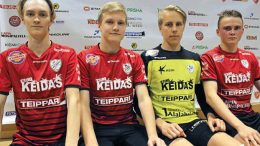 HauPan pelaajia nähdään kaudella yhteistyöseura FC Kemin paidassa pelaamassa Miesten Futsal-Liigaa. U19 maajoukkueessa esiintyneet vas. Toni Kaikkonen, Henri Seppälä ja Tatu Tallavaara, sekä miesten A-maajoukkueen riveihin kutsuttu Taneli Kohonen. Kuva: Jenni Pakanen