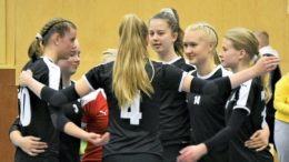 Heiton B-tyttöjen voittojen takana oli keskittynyt ja toisiin luottava tekeminen. Kuva: Henna Tuikka.