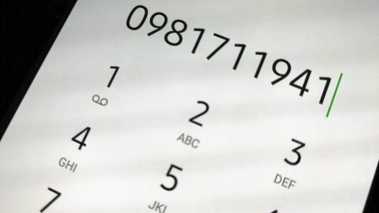 Robottipuhelu tulee numerosta 09 8171 1941. Numeroon voi soittaa myös takaisin, mikäli ei ehdi vastaamaan puheluun.