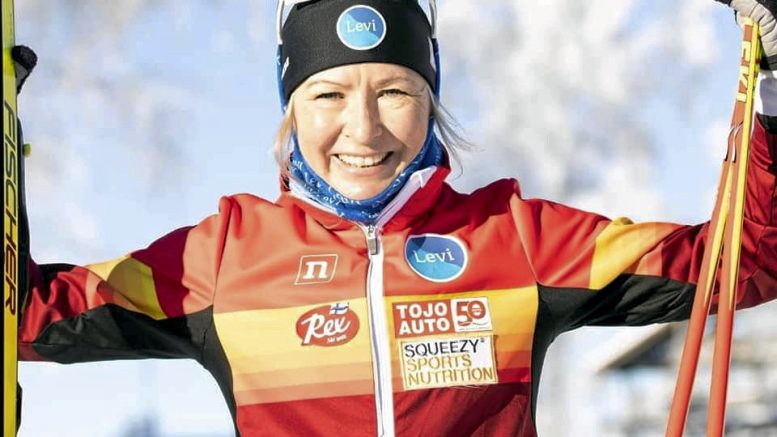 Riitta-Liisa Roponen hiihtää tänään MM-ladulla. Kuva: Heidi Lehikoinen.