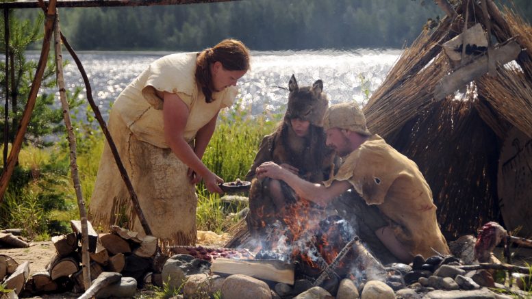 Kierikin muiniasmarkkinoilla pääsee sukeltamaan esi-isiemme uskomusten ja riittien maailmaan. (Kuva: Luuppi)