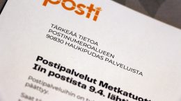 Haukiputaan Kauppakujalta mitattuna matka Postin palvelevaan pisteeseen tekee mutkin 34,2 kilometriä, ellei osaa tai halua käyttää nettiä ja lähettää pakettia automaatista.