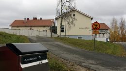 Kunnanvaltuusto päätti viime marraskuussa, että Olhavan koulu lakkautetaan ensi syksynä. Päätöksestä on tehty Pohjois-Suomen hallinto-oikeuteen kolme valitusta, joihin kunnanhallitus antoi lausuntonsa maanantain kokouksessaan.