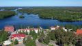 Upea maisema avautuu Iin Haminasta merelle päin. Hannu Lievetmursu ja Leena Happonen ovat kuvanneet dronella Iin maisemia yläilmoista.