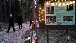 Rantametsän kulttuuri- ja luontopolku ja Pölökkypäät-teokset valaistiin Lumo-tapahtuman merkeissä.