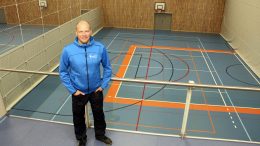 Iin kunnan vapaa-aikapäällikkö Pekka Suopanki on hyvillään tulevasta mestaruusliigan pelistä Iisi-areenalla, sillä se tuo kunnalle ja hallille näkyvyyttä.