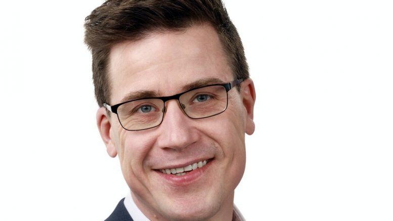 Pekka Aittakumpu on kiiminkiläinen kansanedustaja ja Keskustan ehdokas.