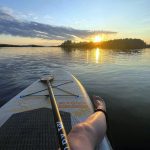 Lapin järvimailla nauttimassa kesäyöstä. Kuva: Moona Korva, Haukipudas