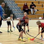 Esittelyvuorossa salibandy Ilkka Ukkolan ohjauksessa.