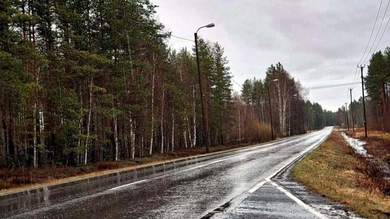 Kevyttä liikennettä koskevista hankkeista esille on Rantapohjan alueella nostettu Koitelin ja Huttukyläntien välinen kevyen liikenteen väylä. (Arkistokuva: Teea Tunturi)