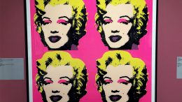Warholin tunnettu teos Marilyn Monroesta.