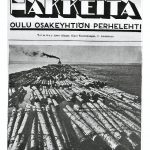 Ennätystarakka Oulu 13:n hinaamana vuonna 1949. Parhaimmillaan 160 hevosvoiman moottorilla varustettu hinaaja veti tarakkaa, joka nykyisin vastaa yli kahtasataa rekkakuormaa. Aika edullista kuljetusta. Oulu-Osakeyhtiön perhelehdet Hakkeita muodostavat merkittävän tietolähteen Pateniemen sahankin historiasta. Kuva Pateniemi-Seuran arkistosta.