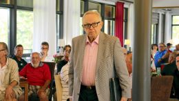 Presidentti Martti Ahtisaari oli mukana Virpiniemen golf-tapahtumassa kesällä 2016. Virpiniemessä pelattiin Ahtisaari-nimikkoturnaus useaan otteeseen.