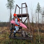 Oululainen Anette Lalli valmiina hirvijahtiin (Kuva: Kaisa Laitamaa)