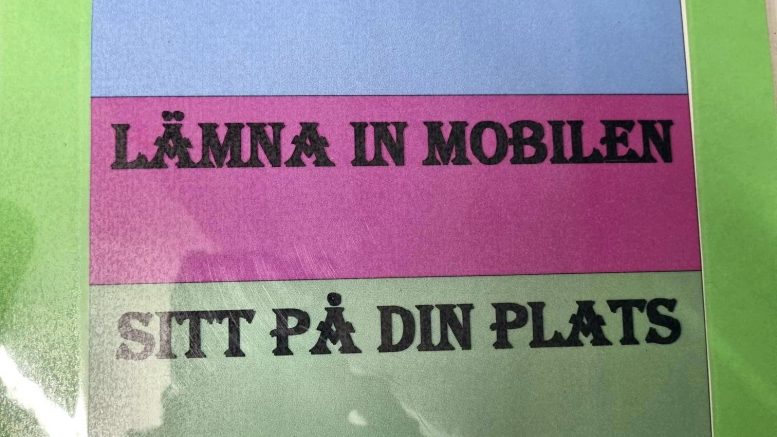 Haukiputaalaiset oppilaat kokivat, että kuri ruotsalaiskoulussa oli huono, koulu helpompaa ja rennompaa verrattuna täkäläiseen koulunkäyntiin.