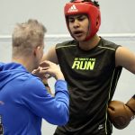 14-vuotias kiiminkiläinen Eku Tomety kertoo olevansa taistelija, jonka intohimona on nyrkkeily. Valmentaja Lantto suitsii nuoren harjoitteluintoa.