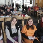 Haukiputaan seurakunnan nuorten vaikuttajaryhmään kuuluvat Senni, Nea, Liisa, Moona ja Annica toivoivat, että uusi kirkkoherra edistää lasten ja nuorten asioita ja yhdenvertaisuutta.
