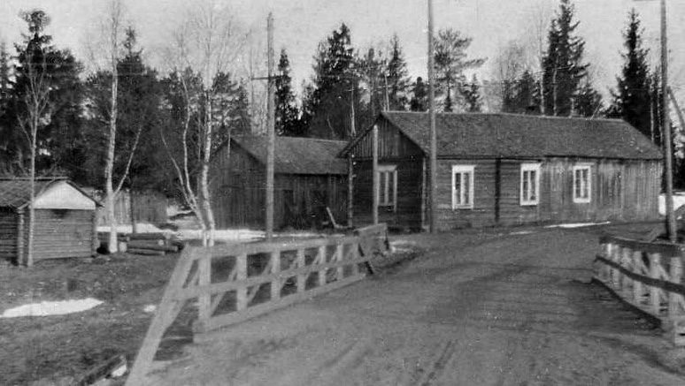 Pietilän talo, Sirpan mummula Parkumäessä. Kuva: Edvin Mattilan kuva-arkistosta.