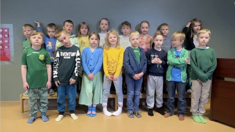 Pelastetaan Perämeri yhteinen -laulu toi voiton Martinniemen päiväkodin ryhmälle.