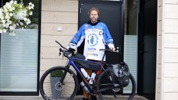Petri Luokkasen pyörä on kevyt ja se sopii niin sora- kuin maanteille. Kuva: Aada Alapuranen