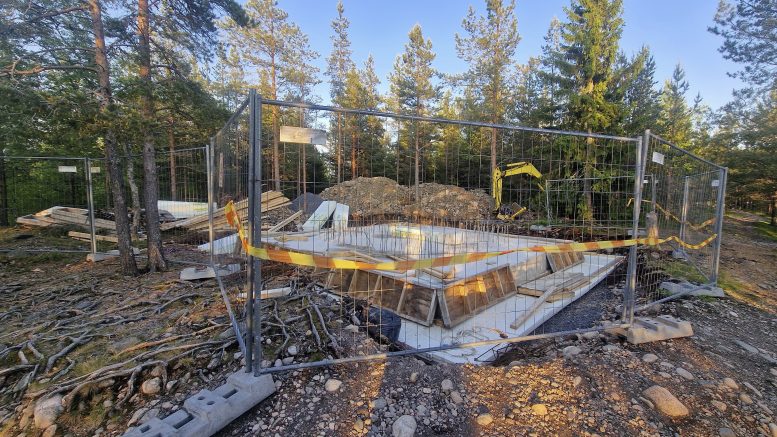 Työt Runtelinharjulla ovat hyvässä vauhdissa. Kuva: Anu Kauppila.