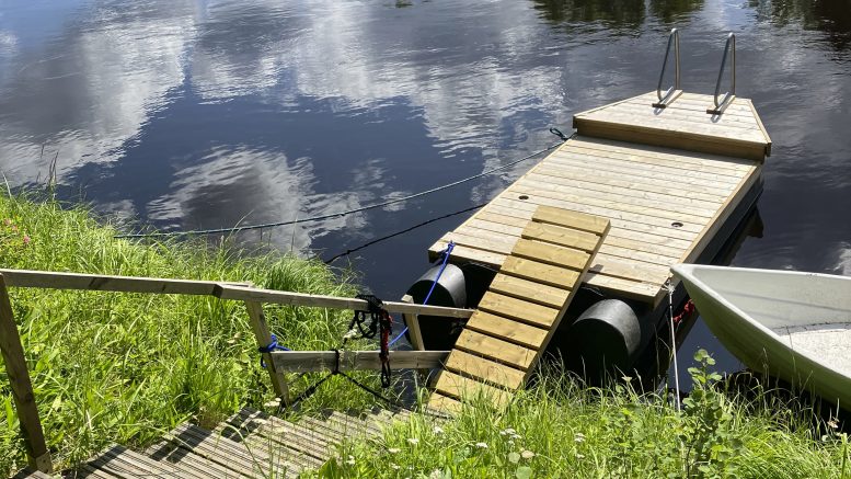 Tilastokeskuksen mukaan kesämökeistä 58 prosenttia on järven tai lammen äärellä. Kuva: Pekka Keväjärvi