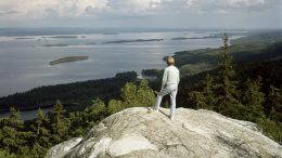 Koli perustettiin virallisesti Metsähallituksen hallinnoimaksi ja hoitamaksi kansallispuistoksi vuonna 1991. Näkymä Ukko-Kolita. Kuva: Volker von Bonin/Museovirasto