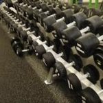 Painoja voi nostella Kiimingissä monessa paikassa.