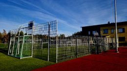 Kiimingistä löytyy monia paikkoja, jossa voi harrastaa liikuntaa. Tässä koulun pihan mahdollisuuksia.