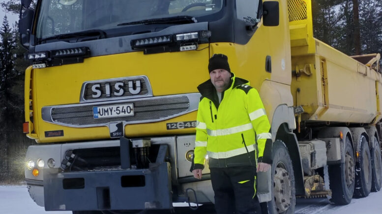 Kuivaniemen vuoden yrittäjä Jouko Herva sanoo menneensä Sisulla viimeiset kymmenen vuotta.