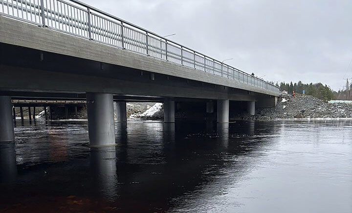 Kuivajoen uusi silta saatiin käyttöön etuajassa. Kuva: Teppo Juola/Pohjois-Pohjanmaan ELY-keskus
