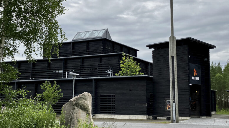 Kierikkikeskukselle etsitään kahvila-ravintolayrittäjää tammikuussa avautuvalla kilpailutuksella. Arkistokuva: Teea Tunturi