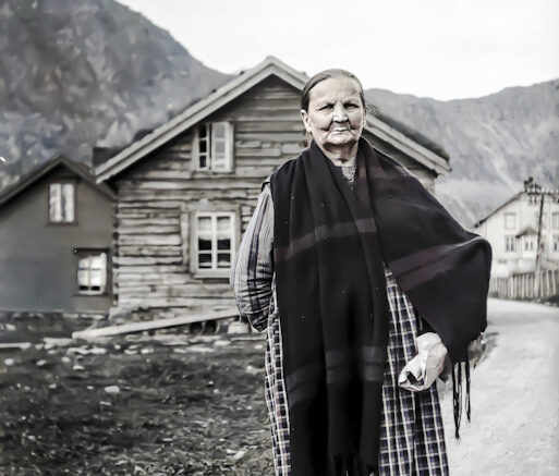 Iin Anna: Anna Brita Hjemdal o.s. Kukonlampi 19.1.1856 – 17.7.1941 Kjelvikissä.