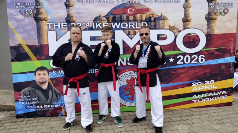 Juho järvenpää, Ukko ja Arto Vuoma kisasivat kempon MM-kisoissa Turkissa menestyksekkäästi.