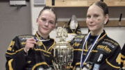 Nea Ronkainen ja Siiri Tolonen voittivat Kärppien N16-joukkueessa SM-kultaa.