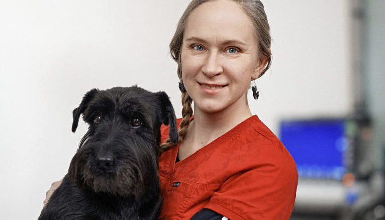 Kamila Bernasiewicz toivoo, että hoitokulujen hinnat eivät olisi este lemmikkien hoidolle.