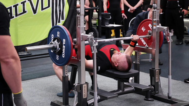 HauVoa edustava Janne Soinisen yhteistulos lauantain kisoissa oli 465 kiloa. Kuvat: Anu Kauppila