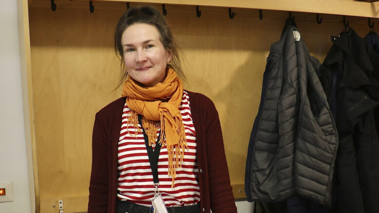 Kirjasto- ja kulttuurijohtajan viransijaisena Iissä toimiva Maija Karvosenoja valittiin nyt kyseiseen virkaan. Arkistokuva: Tuija Järvelä-Uusitalo