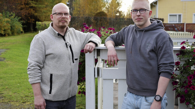 Jarkko ja Timo Haapalainen haluavat kehittää yritystään kestävälle pohjalle. Kuva: Anu Kauppila